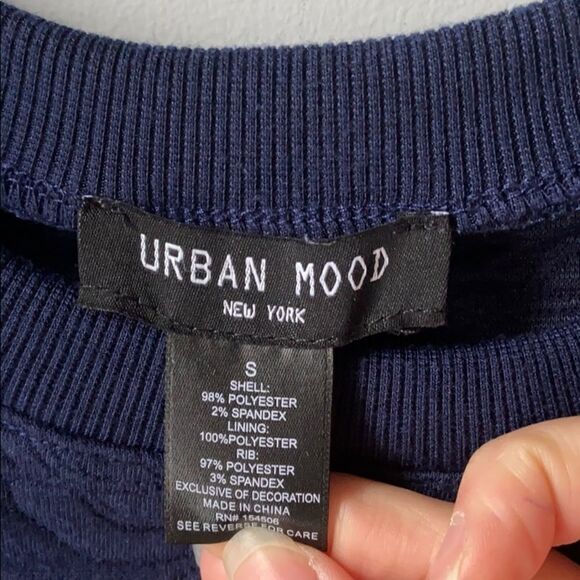 Urban Mood Navy Quilted Crew Sweatshirt - S - Picture 3 of 10